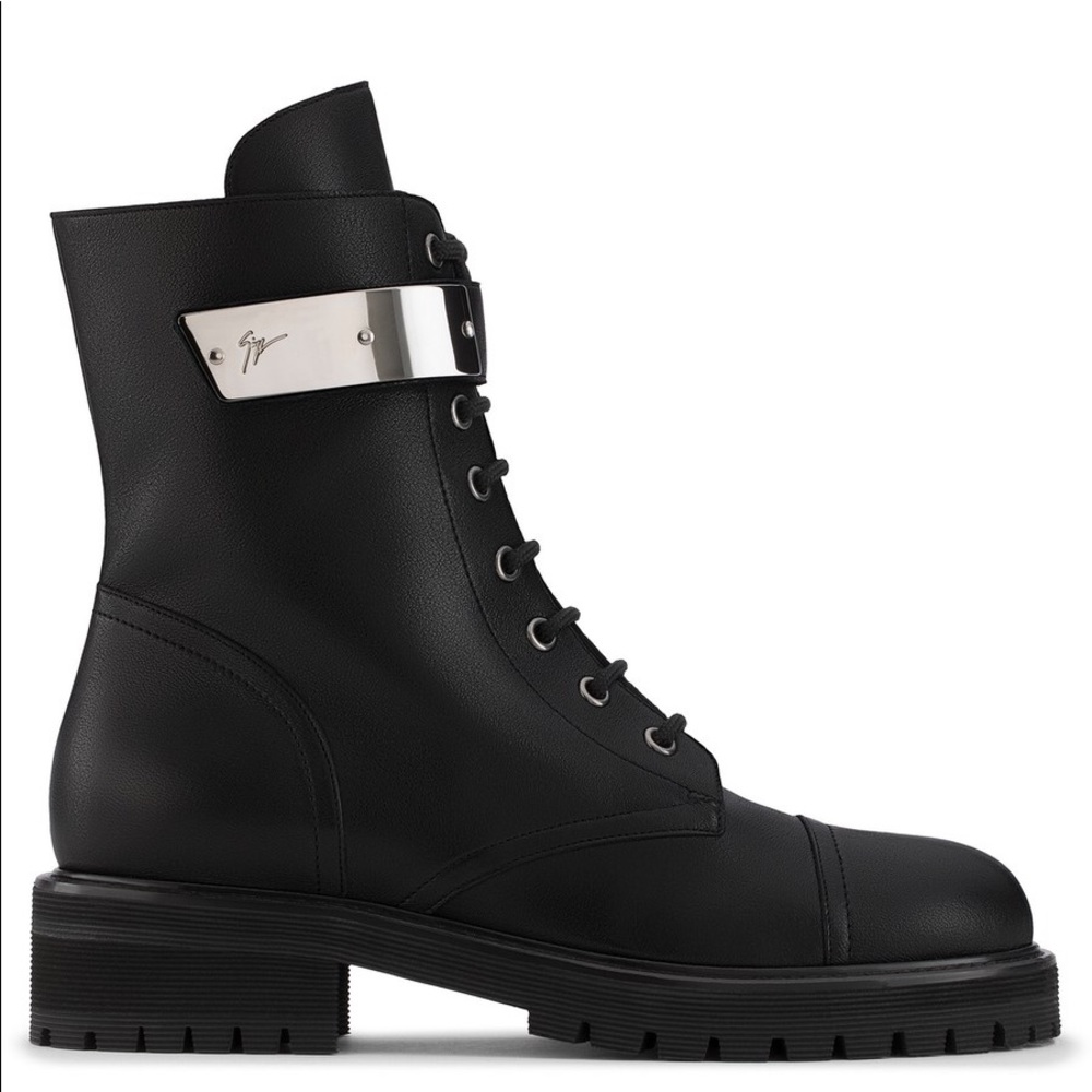 Designer - Giuseppe Zanotti Black Boots - NWT!!